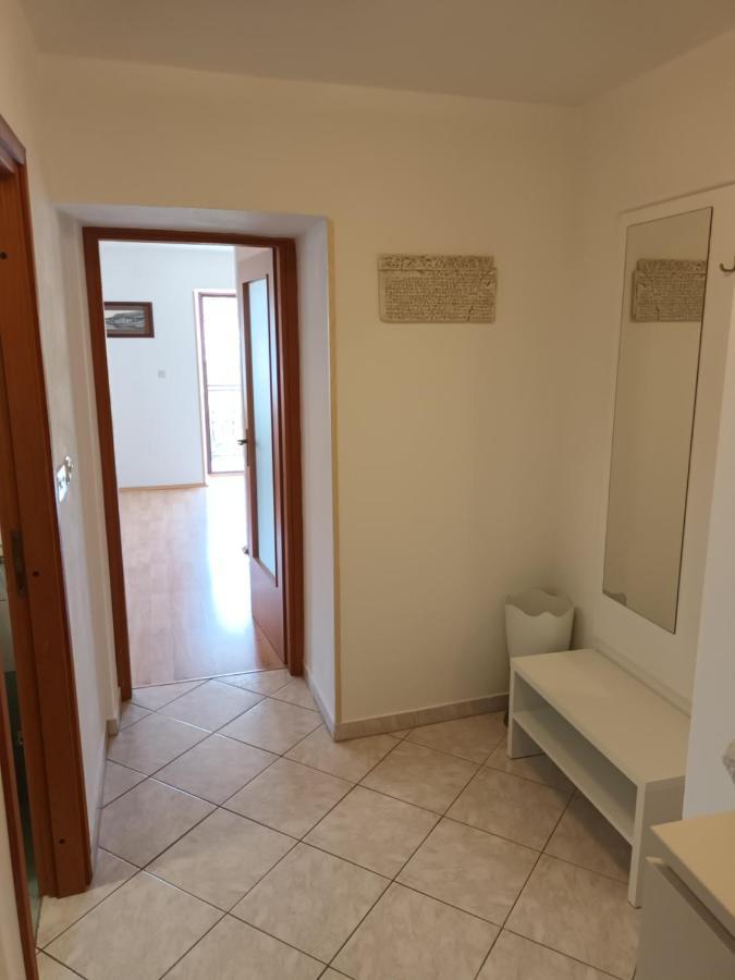 Apartments Dorcic Baška Dış mekan fotoğraf