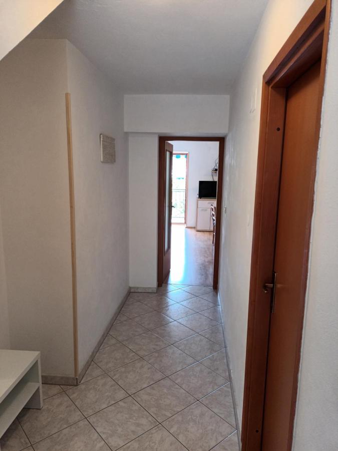 Apartments Dorcic Baška Dış mekan fotoğraf