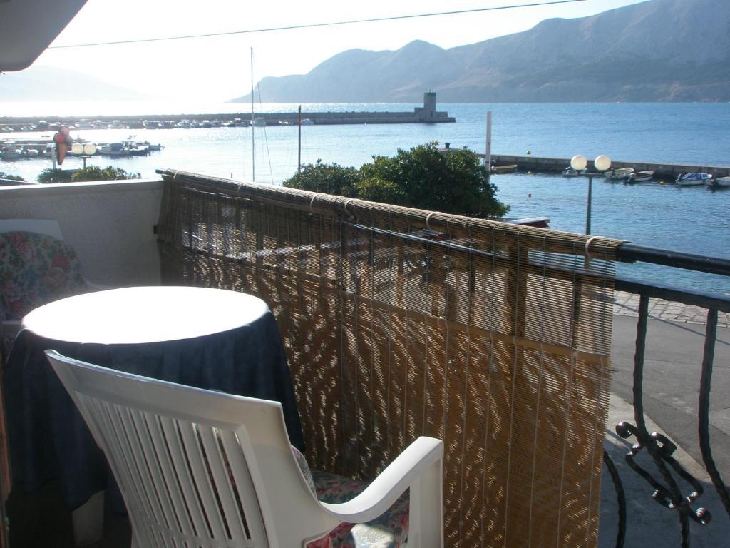 Apartments Dorcic Baška Dış mekan fotoğraf